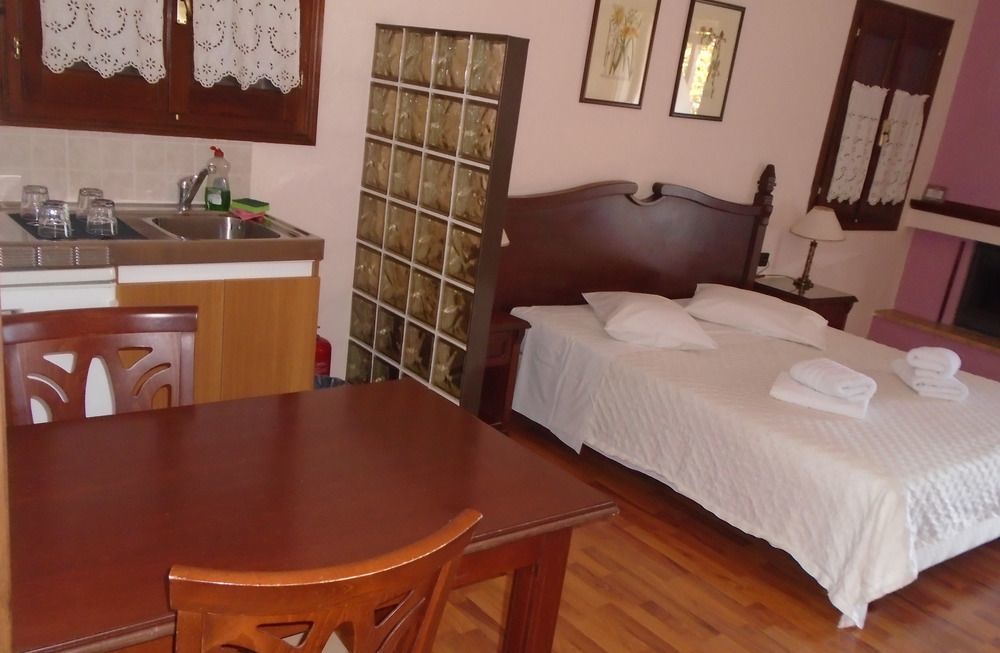 Hotel Aglaida Apartments Цагарада Экстерьер фото
